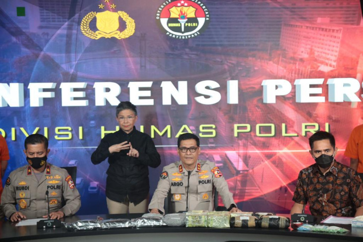 Lengkapi Kebutuhan Informasi,...