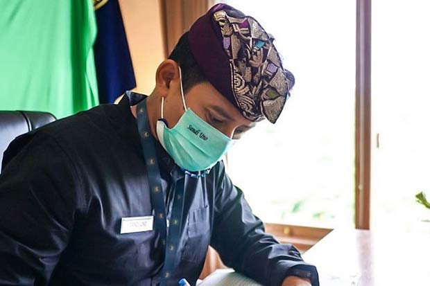 Pimpin Rapim Kemenparekraf,...