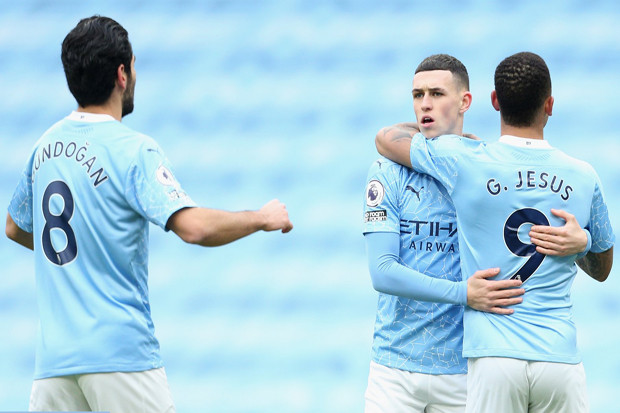 Manchester City Tekuk...