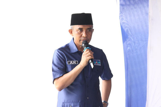 Anwar Hafid: Revisi...