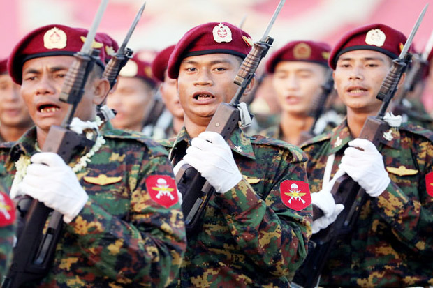 Militer Myanmar Bantah...