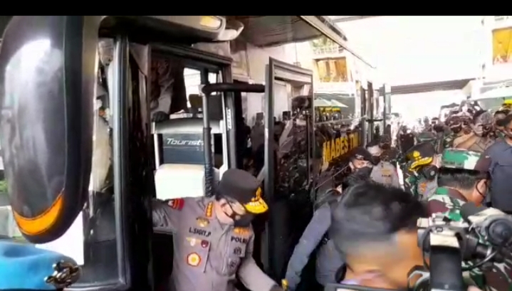 Panglima TNI dan Kapolri...