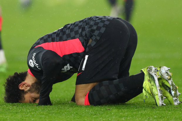 Sujud Syukur Salah Usai...