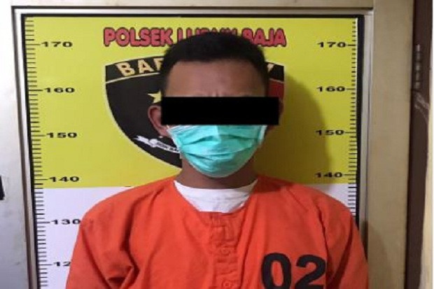 Pelaku Pengeroyokan...