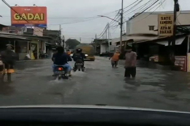 Kali Mookevart Meluap,...