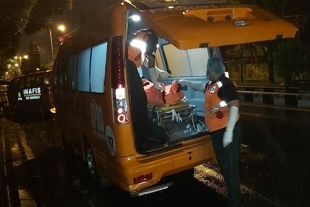 Pemilik Warung Makan...