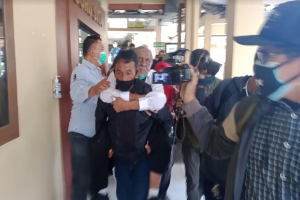 Kondisi Ayah Tua Renta...