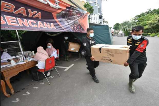 Pemkot Surabaya Kirim...