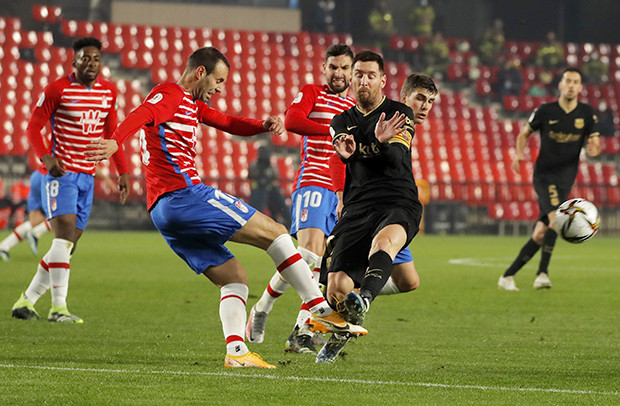 Barcelona Lolos ke Semifinal...