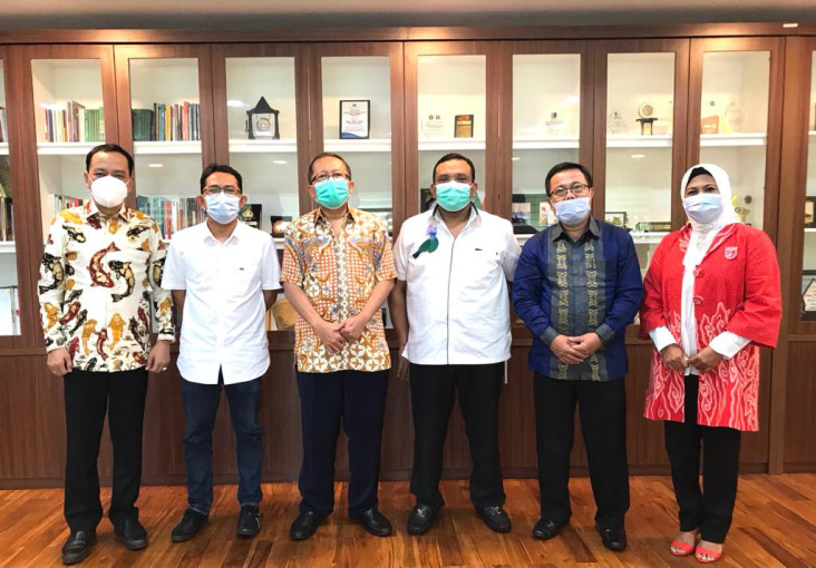 Temui Wakil Ketua MPR,...