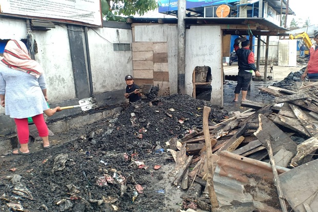 Jalan Depan Pasar Panorama...