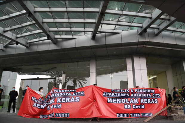 Penghuni Apartemen Tolak...