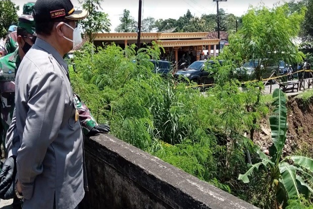 Langganan Banjir Bandang,...