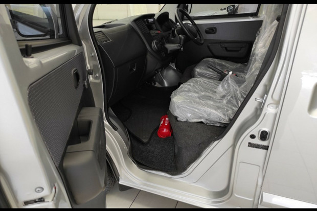 Daihatsu Tambahkan Satu...