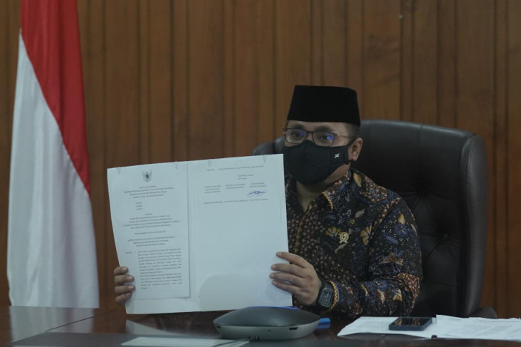SKB 3 Menteri soal Seragam...