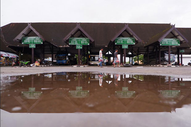Dua Terminal di Makassar...