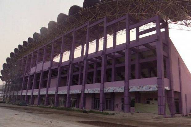 6 Stadion Sepak Bola...