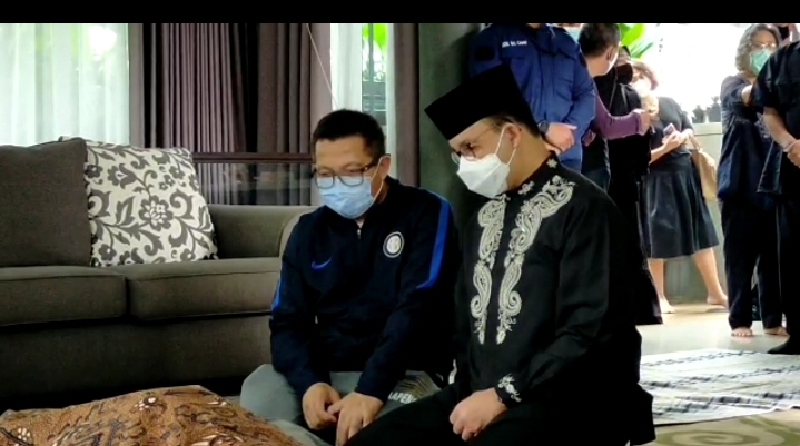 Anies Baswedan Melayat...