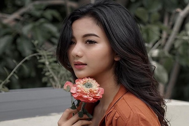 Demam Ikatan Cinta,...