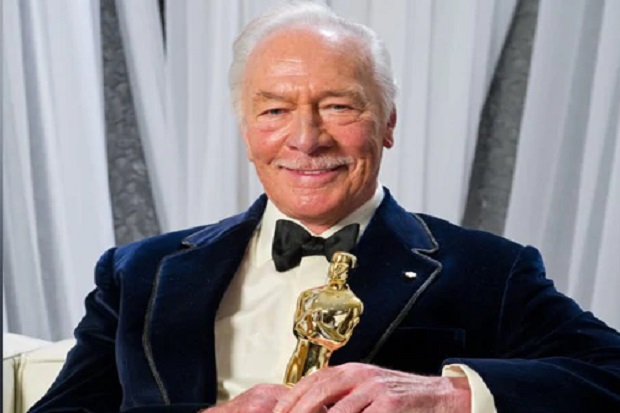 Peraih Oscar Film Beginners,...