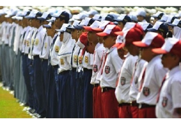 Aturan Baru Seragam...