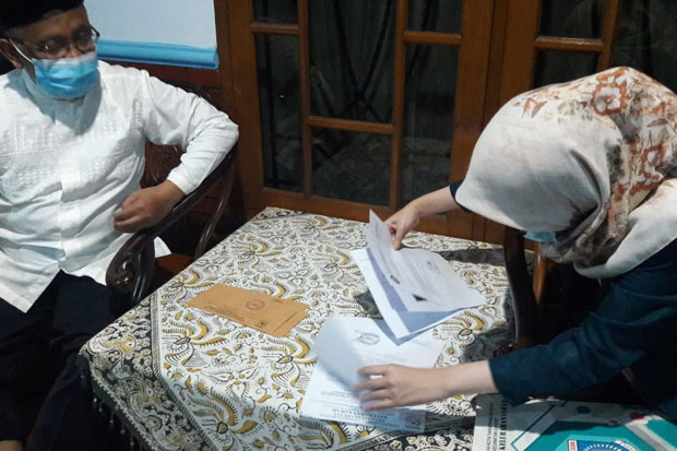 Klaster Keluarga Tinggi,...