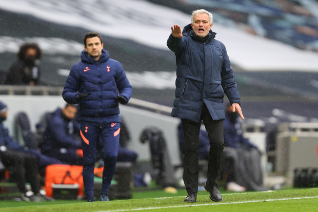 Mourinho Sebut Kalahkan...