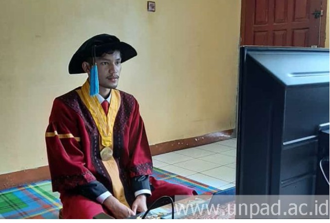 Ini Tips Sukses Wisudawan...