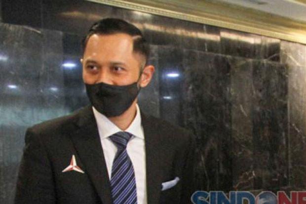 Ketum Demokrat Pertama...
