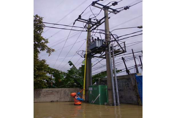 PLN UP3 Bekasi Pulihkan...