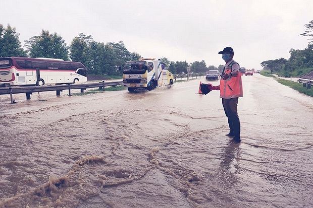 Astra Tol Bantah Ada...