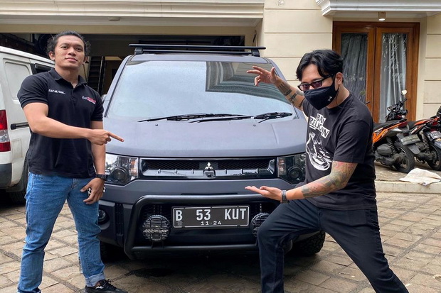 Modif Mobil Artis dan...