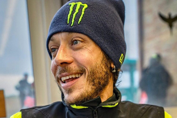 Valentino Rossi Kritisi...