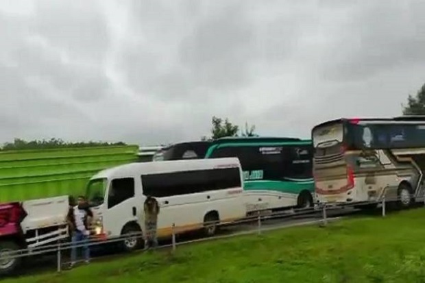 Tol Cipali Ambles Sepanjang...