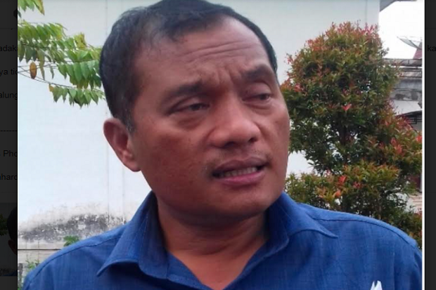Jarang Ngantor, Pimpinan...
