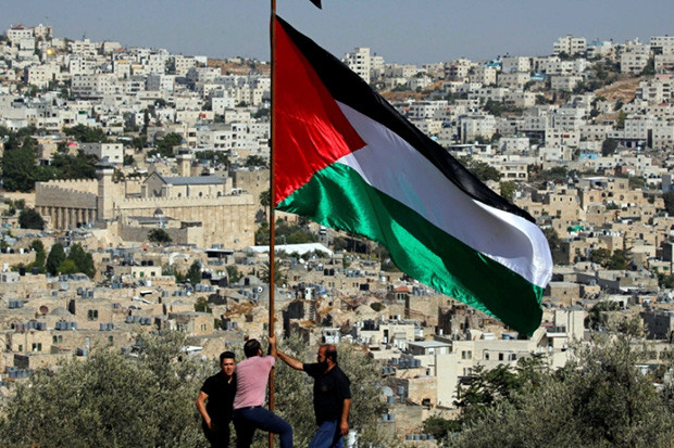Bertemu Menlu Palestina,...
