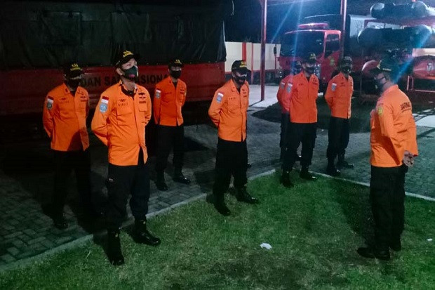 Kebumen Gempar, Longsor...