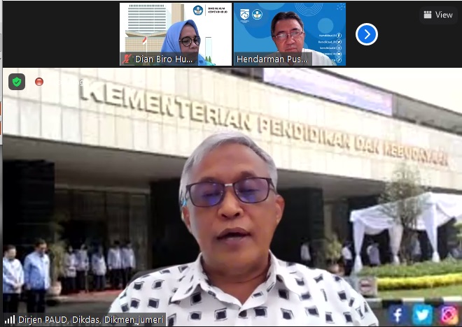 SKB 3 Menteri soal Seragam...