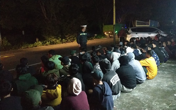 Suasana Sepi Selama...