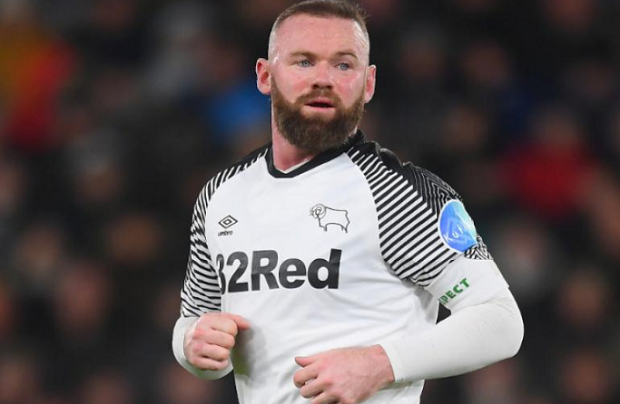 Wayne Rooney Puji Pemain...