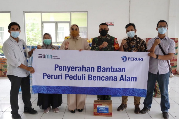 Peruri Salurkan Bantuan...
