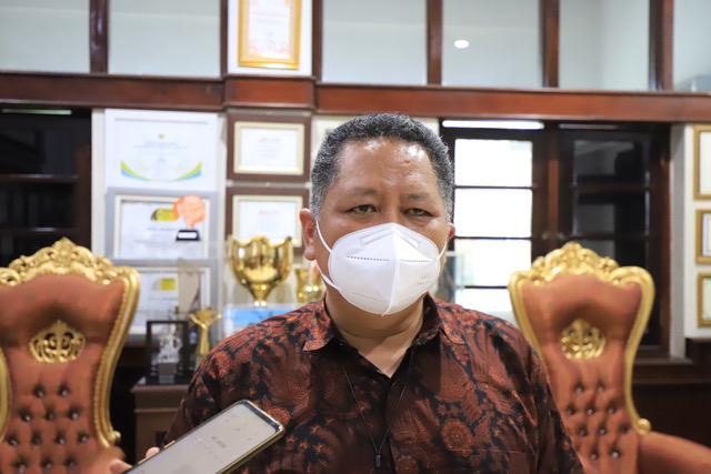Jadi Wali Kota Sepekan,...