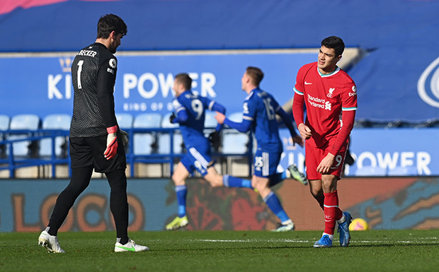 Leicester Cetak Comeback,...