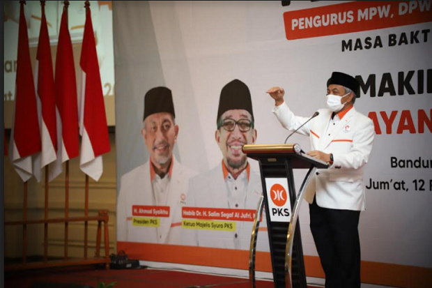 Presiden PKS Patok Target...
