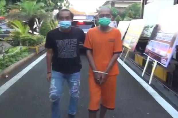 Mayat Wanita Terkubur...