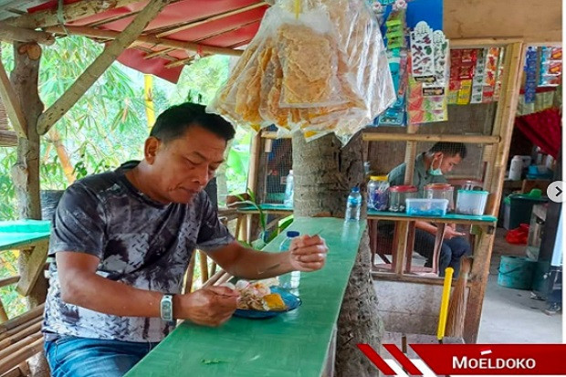 Ini Cara Moeldoko Nikmati...