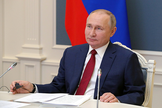 Putin Klaim Rusia Tangani...