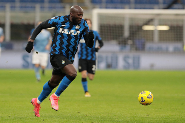Lukaku, Pemain Muda...
