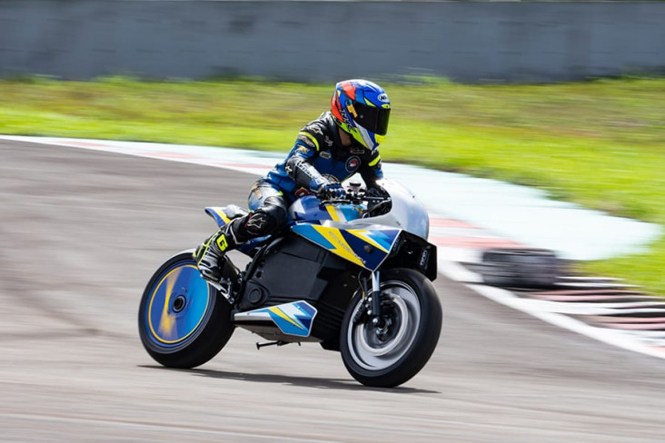 Motor Listrik Universitas...