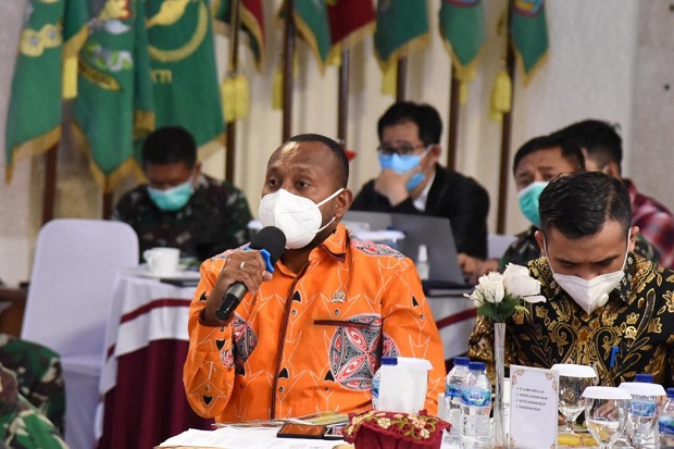 KKB Tembak Mati Prajurit...